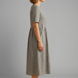 Damen Midi-Kleid mit Rundhalsausschnitt und lockerer Passform