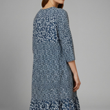 Damen Midi-Kleid mit strukturiertem Schnitt und schlichter Oberfläche