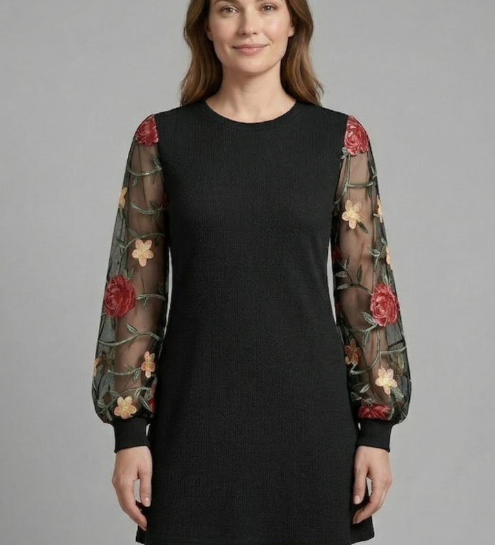 Damen Mini Kleid mit Bischofärmeln und besticktem Detail