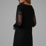 Damen Mini Kleid mit V-Ausschnitt und Spitzenpaneelen