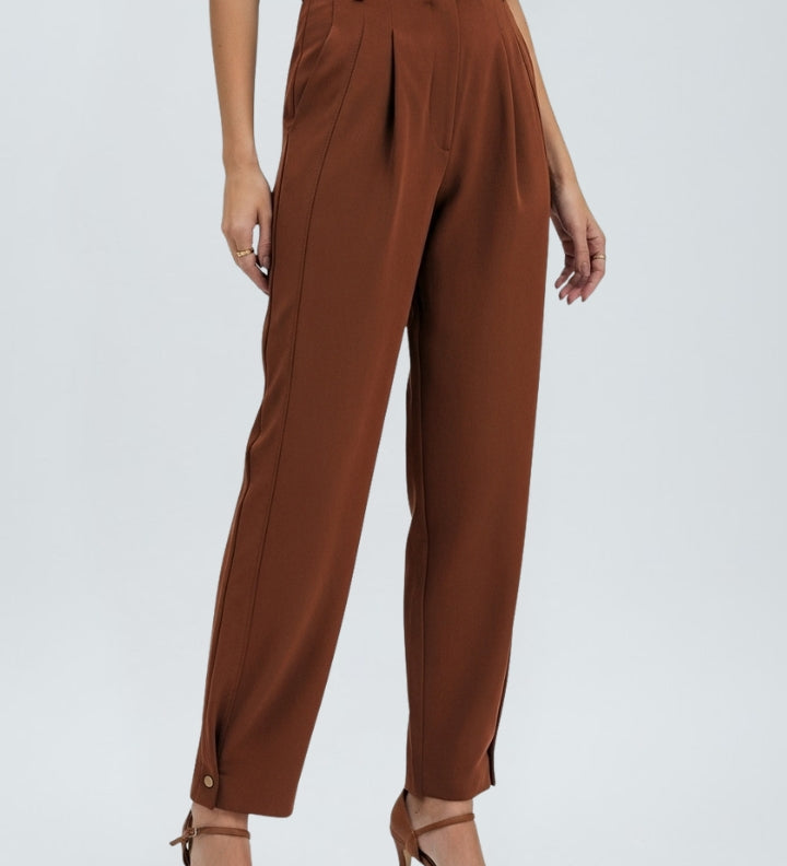 Damenhose mit hoher Taille und