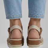 Damen Sandalen mit verstellbaren Riemen und gepolstertem Fußbett
