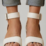 Damen Sandalen mit Keilabsatz und Riemenverschluss