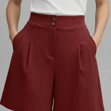Damen-Shorts mit Knopf-Bund und Faltenfront