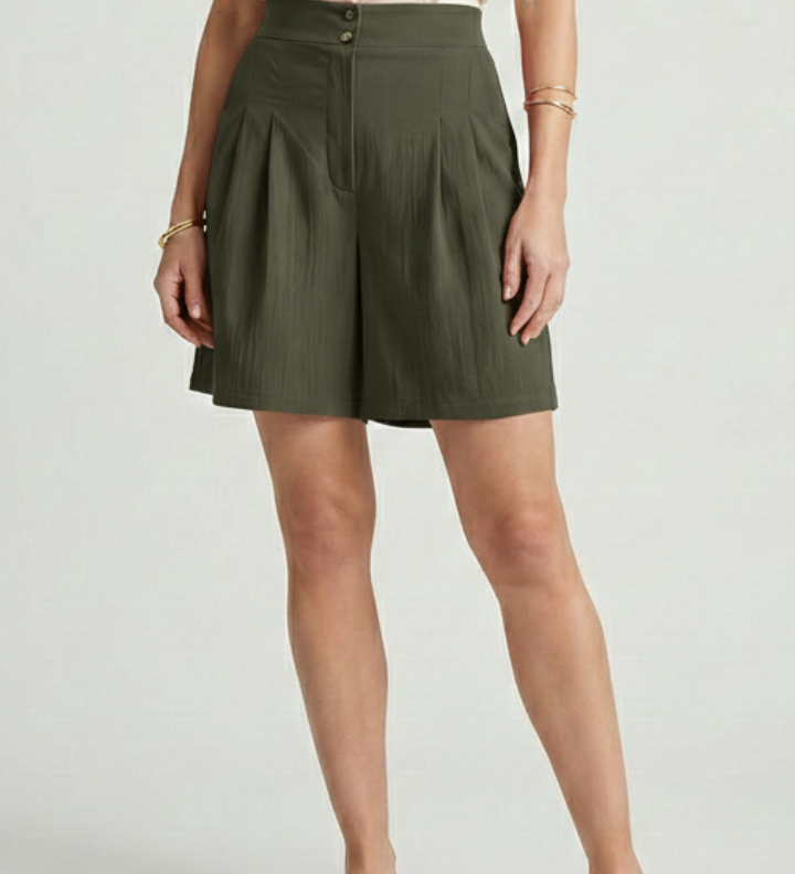 Damen-Shorts mit Knopf-Bund und Faltenfront