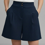 Damen-Shorts mit Knopf-Bund und Faltenfront