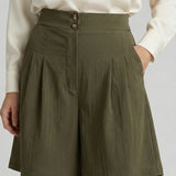 Damen Shorts mit Knopf Taille und Weiten Beinen