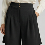 Damen Shorts mit Knopf Taille und Weiten Beinen