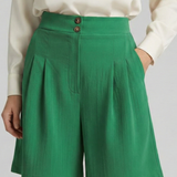 Damen Shorts mit Knopf Taille und Weiten Beinen