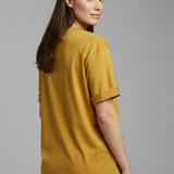 Damen T-Shirt mit Rundhalsausschnitt und umgeschlagenen Ärmeln