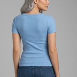 Damen T-Shirt mit Rundhalsausschnitt und Knopfdetail