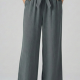 Damenhose mit elastischem Bund und Bindegürtel