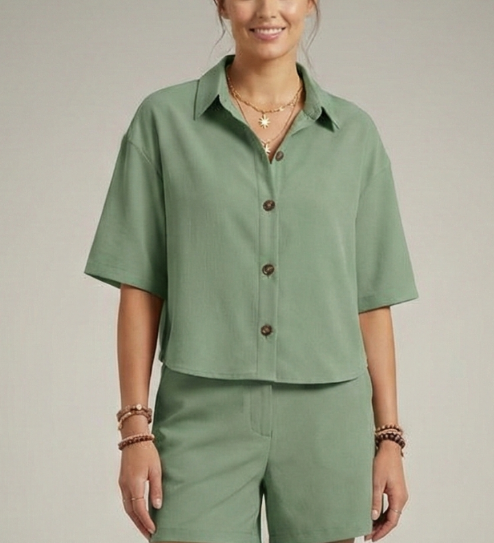 Damen Zweiteiliges Set mit Knopfschal und Shorts