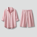 Zweiteiliges Set für Frauen mit Knopfschal und weiten Shorts