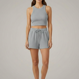 Damen Zweiteiliges Set mit Racerback-Top und Shorts mit Kordelzug