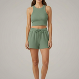 Damen Zweiteiliges Set mit Racerback-Top und Shorts mit Kordelzug