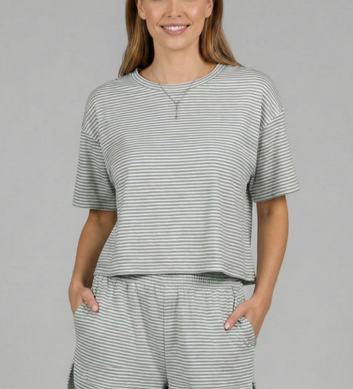 Damen Zweiteiliges Set mit Kurzarm-Top und elastischen Shorts