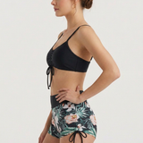 Zweiteiliges Damen-Badeanzug-Set mit gerafftem Top und Blumen-Shorts