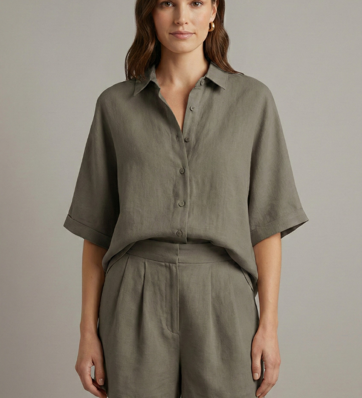 Damen Zwei-Teiler Set mit Kragenhemd und Shorts