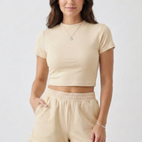 Damen Zweiteiliges Set mit Kurzarmtop und Elastischen Shorts