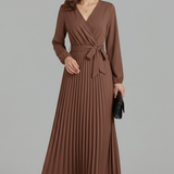 Damen V-Ausschnitt Maxikleid mit plissiertem Rock und Bindegürtel