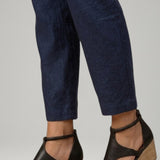 Damen Wedge Sandalen mit T-Riemen und gepolstertem Fußbett