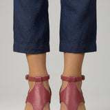 Damen Wedge Sandalen mit T-Riemen und gepolstertem Fußbett