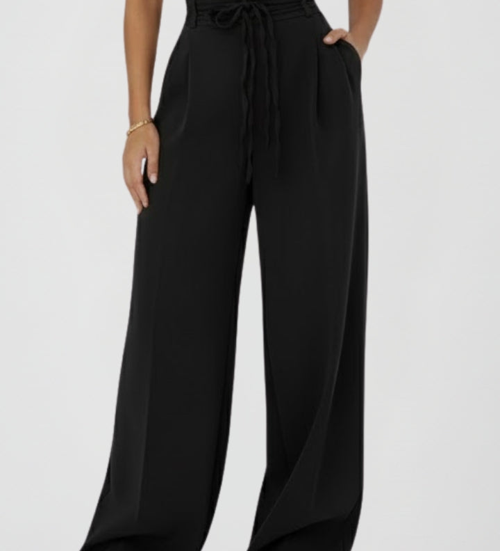 Damenweite Beinhosen mit Bindegürtel und hoher Taille