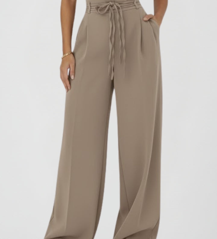 Damenweite Beinhosen mit Bindegürtel und hoher Taille