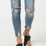 Damen Sandalen mit Schnalle und strukturiertem Finish